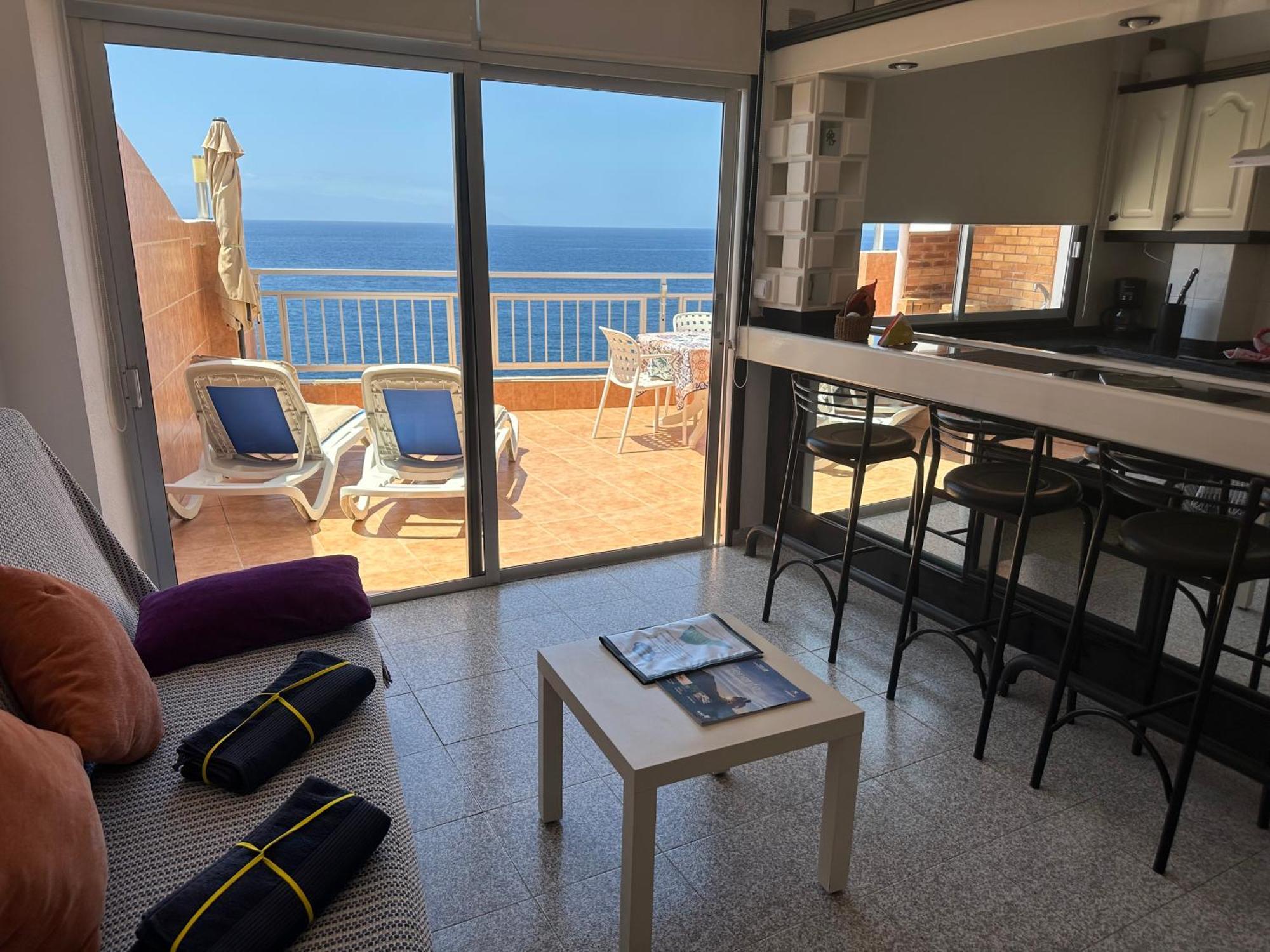 Vivienda Vacacional Con Vistas A La Gomera Y La Palma Puerto de Santiago  Exterior photo