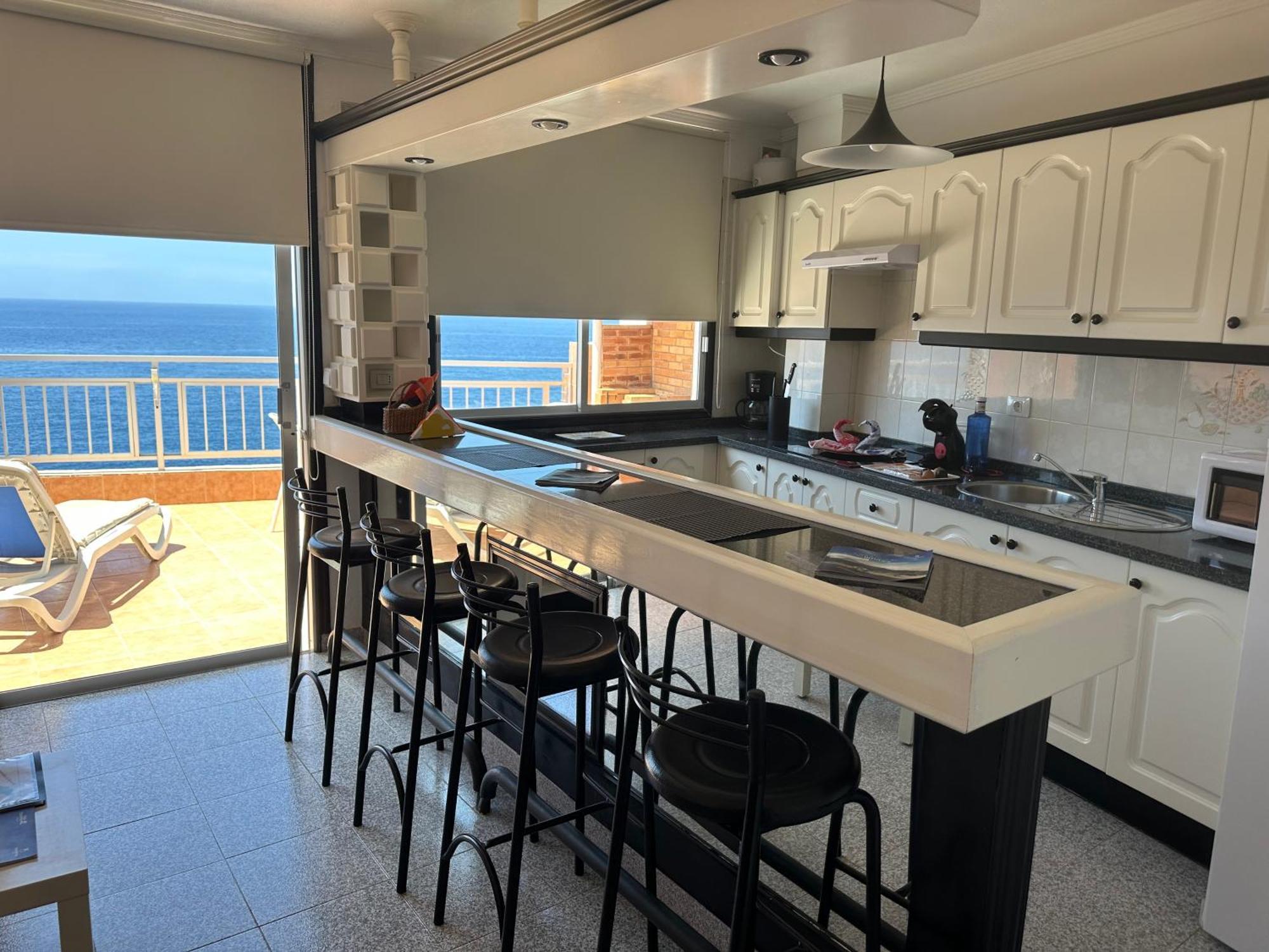 Vivienda Vacacional Con Vistas A La Gomera Y La Palma Puerto de Santiago  Exterior photo